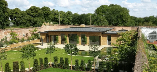 font_house_yard_nordic_copper_roof