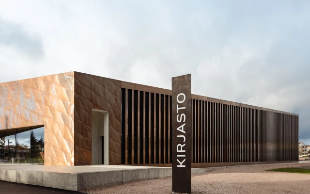 Kirkkonummi_Library_Facade_Sign-scaled